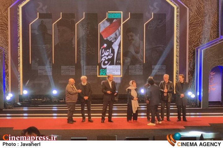 «سیمرغ بهترین کارگردانی» به «بهروز افخمی» رسید/ «مجنون» عنواندار «بهترین فیلم فجر چهل و دوم» شد!