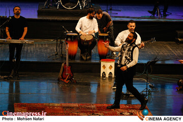 روز چهارم از <a href='https://sayeb.ir/tag/%d8%b3%db%8c-%d9%88-%d9%86%d9%87%d9%85%db%8c%d9%86-%d8%ac%d8%b4%d9%86%d9%88%d8%a7%d8%b1%d9%87-%d8%a8%db%8c%d9%86-%d8%a7%d9%84%d9%85%d9%84%d9%84%db%8c-%d9%85%d9%88%d8%b3%db%8c%d9%82%db%8c-%d9%81%d8%ac'></div>سی و نهمین جشنواره بین المللی موسیقی فجر</a>