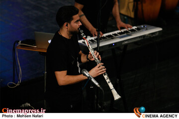 روز چهارم از <a href='https://sayeb.ir/tag/%d8%b3%db%8c-%d9%88-%d9%86%d9%87%d9%85%db%8c%d9%86-%d8%ac%d8%b4%d9%86%d9%88%d8%a7%d8%b1%d9%87-%d8%a8%db%8c%d9%86-%d8%a7%d9%84%d9%85%d9%84%d9%84%db%8c-%d9%85%d9%88%d8%b3%db%8c%d9%82%db%8c-%d9%81%d8%ac'></div>سی و نهمین جشنواره بین المللی موسیقی فجر</a>