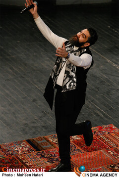 روز چهارم از <a href='https://sayeb.ir/tag/%d8%b3%db%8c-%d9%88-%d9%86%d9%87%d9%85%db%8c%d9%86-%d8%ac%d8%b4%d9%86%d9%88%d8%a7%d8%b1%d9%87-%d8%a8%db%8c%d9%86-%d8%a7%d9%84%d9%85%d9%84%d9%84%db%8c-%d9%85%d9%88%d8%b3%db%8c%d9%82%db%8c-%d9%81%d8%ac'></div>سی و نهمین جشنواره بین المللی موسیقی فجر</a>