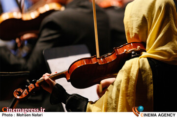 روز چهارم از <a href='https://sayeb.ir/tag/%d8%b3%db%8c-%d9%88-%d9%86%d9%87%d9%85%db%8c%d9%86-%d8%ac%d8%b4%d9%86%d9%88%d8%a7%d8%b1%d9%87-%d8%a8%db%8c%d9%86-%d8%a7%d9%84%d9%85%d9%84%d9%84%db%8c-%d9%85%d9%88%d8%b3%db%8c%d9%82%db%8c-%d9%81%d8%ac'></div>سی و نهمین جشنواره بین المللی موسیقی فجر</a>