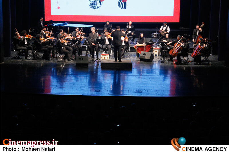 اساتید بزرگ موسیقی ایران در تالار وحدت روی صحنه میروند روز چهارم از سی و نهمین جشنواره بین المللی موسیقی فجر