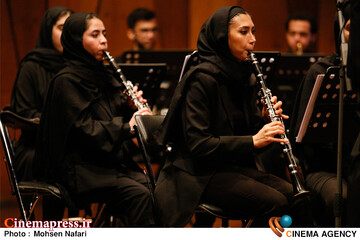 روز پنجم از <a href='https://sayeb.ir/tag/%d8%b3%db%8c-%d9%88-%d9%86%d9%87%d9%85%db%8c%d9%86-%d8%ac%d8%b4%d9%86%d9%88%d8%a7%d8%b1%d9%87-%d8%a8%db%8c%d9%86-%d8%a7%d9%84%d9%85%d9%84%d9%84%db%8c-%d9%85%d9%88%d8%b3%db%8c%d9%82%db%8c-%d9%81%d8%ac'></div>سی و نهمین جشنواره بین المللی موسیقی فجر</a>