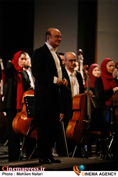 روز پنجم از <a href='https://sayeb.ir/tag/%d8%b3%db%8c-%d9%88-%d9%86%d9%87%d9%85%db%8c%d9%86-%d8%ac%d8%b4%d9%86%d9%88%d8%a7%d8%b1%d9%87-%d8%a8%db%8c%d9%86-%d8%a7%d9%84%d9%85%d9%84%d9%84%db%8c-%d9%85%d9%88%d8%b3%db%8c%d9%82%db%8c-%d9%81%d8%ac'></div>سی و نهمین جشنواره بین المللی موسیقی فجر</a>