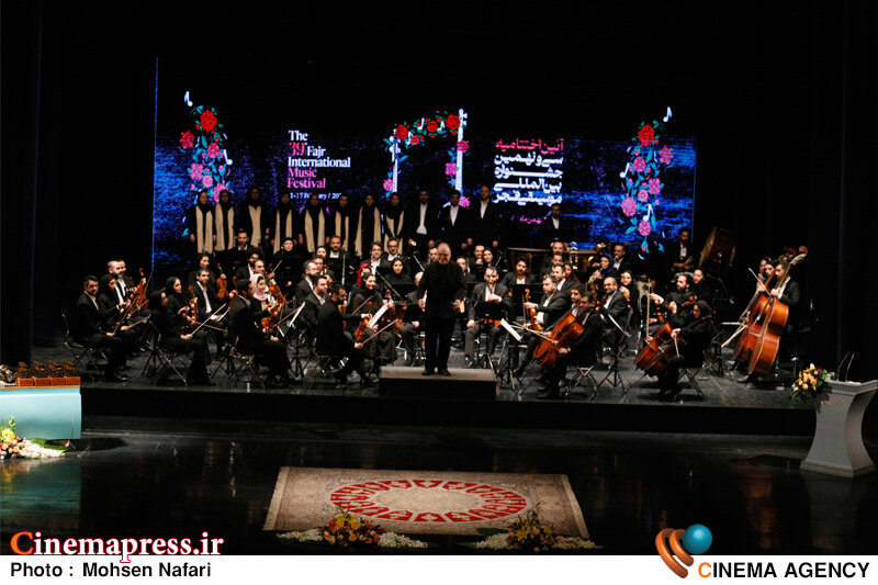 کار داوران برای انتخاب گروه برتر بسیار سخت بود اختتامیه سی و نهمین جشنواره بین المللی موسیقی فجر