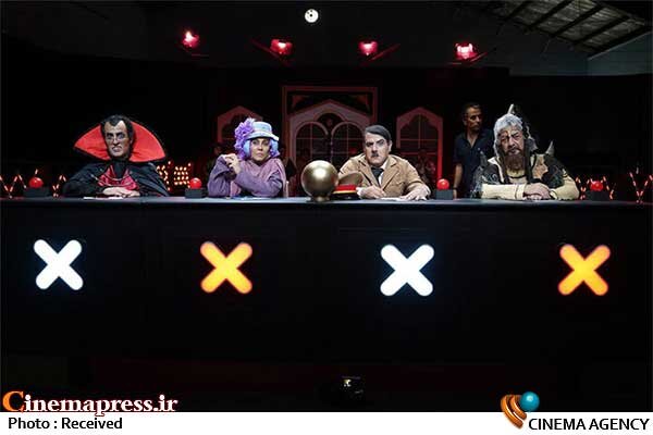 چون نقشهای زیادی داشتیم هر بازیگری مجبور بود ۱۰ کاراکتر بازی کند سریال «هیس، هیچی نیس!»