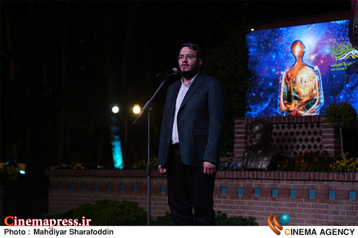 قصه پُرغصه «هنر انقلاب» در انحصار افرادی کمتجربه و جویای نام