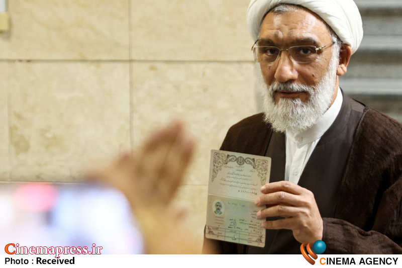 ما باید «امنیت فرهنگی» را هدفگیری کنیم/ «لایحه عفاف و حجاب» را پس میگیرم! مصطفی پورمحمدی؛ ریاست جمهوری چهاردهم