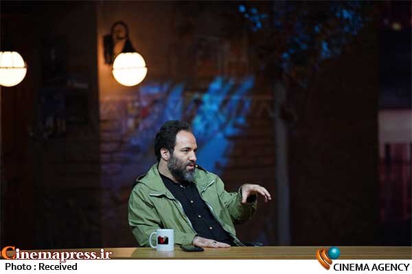 پروانه نمایش «رگهای آبی» در دولت سیزدهم صادر شده/ با وجود حوادث سال ۱۴۰۱ و رفتارهای قانونشکنانه عوامل برخی فیلمها تا به امروز حتی یک فیلم بابت چنین امری متوقف نشده! روحالله سهرابی