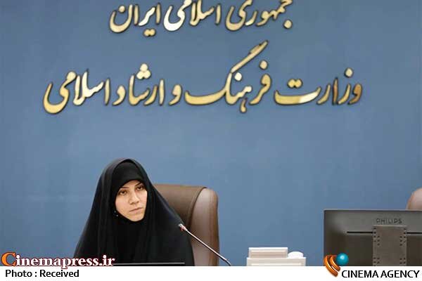 «زهرا گلپایگانی» با حکم «وزیر ارشاد» دبیر کار گروه  مد و لباس شد زهرا گلپایگانی