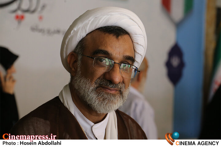 در زمینه «نمایش خانگی» ما به وضوح با فقدان حکمرانی مواجه هستیم/ شاهد رفتارهای سازماندهی شده در حوزه «حجاب» هستیم/ وقتی حکمرانی و راهبری عملا «تعطیل» شده معلوم است که یک عده از این عدم رعایت سوء استفاده می کنند