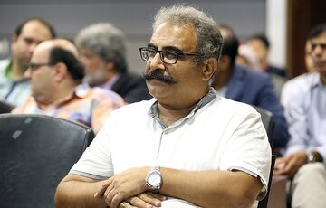 نشان سطح درجه ۲ ملی هنری به «عباس دوست قرین» رسید  «عباس دوست قرین»
