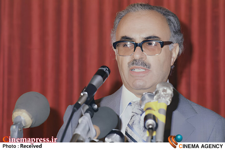 این ۱۴ مَرد در وزارت فرهنگ و ارشاد اسلامی چه کردند؟