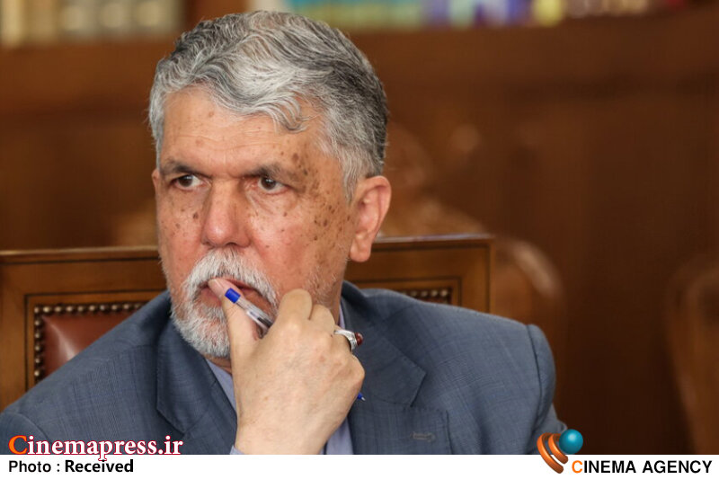 نمیشود «دفاع مقدس» را دستورالعملی و مناسکی دید سیدعباس صالحی