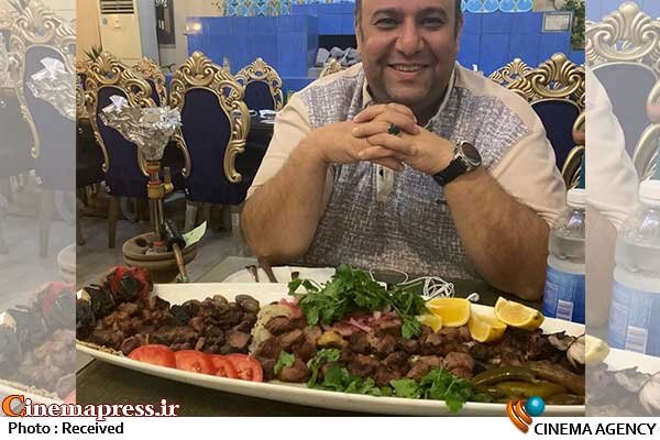 «علی طلوعی» به سراغ «به خاطر شادی» میرود/ «مرتضی اصفهانی» برایش «مات» مینویسد! «علی طلوعی» به سراغ «به خاطر شادی» میرود/ «مرتضی اصفهانی» برایش «مات» مینویسد!