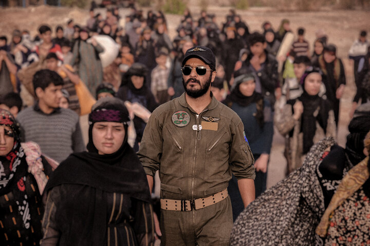 جایزه اصلی «شوالیه طلایی» به «آسمان غرب» رسید  فیلم سینمایی «آسمان غرب»