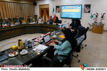 عکس/ نشست خبری «نوزدهمین جشنواره ملی هنرهای نمایشی کودکان و نوجوانان» عکس/ نشست خبری «نوزدهمین جشنواره ملی هنرهای نمایشی کودکان و نوجوانان»