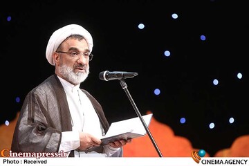 نمی‌شود گفت سینما و فیلم «خنثی» است/ «فیلم‌سازها» خود را گرفتار «لابی‌های صهیونیستی» نکنند!