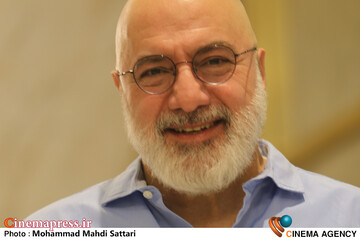 فرهاد قائمیان