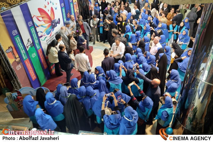 از بیبرنامگی و انفعال رسانهای در بازتاب «گردهمایی ده هزار نفری دانش آموزان» تا طرح مجدد یک ابهام همیشگی به واسطه «تابستان همان سال»!