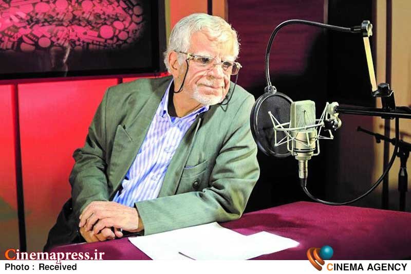من آنچه میخواهم به مسئولان بگویم این است که ما عمر خودمان را کردیم حداقل به فکر مشکلات معیشتی جوانترها باشید!  اکبر منانی