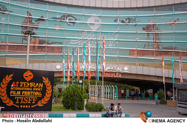 کوتاهی در استفاده از ظرفیت جشنواره در ترسیم مظلومیت مردم غزه و لبنان/ بیکیفیتی عموم آثار در کنار تک فیلمهای خوش ساخت!