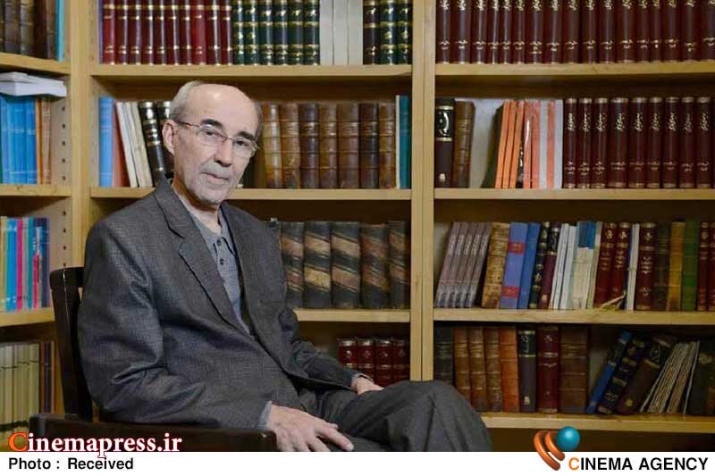 «علیاشرف صادقی» به عنوان استاد خادم کتاب تجلیل شد «علیاشرف صادقی» به عنوان استاد خادم کتاب تجلیل شد