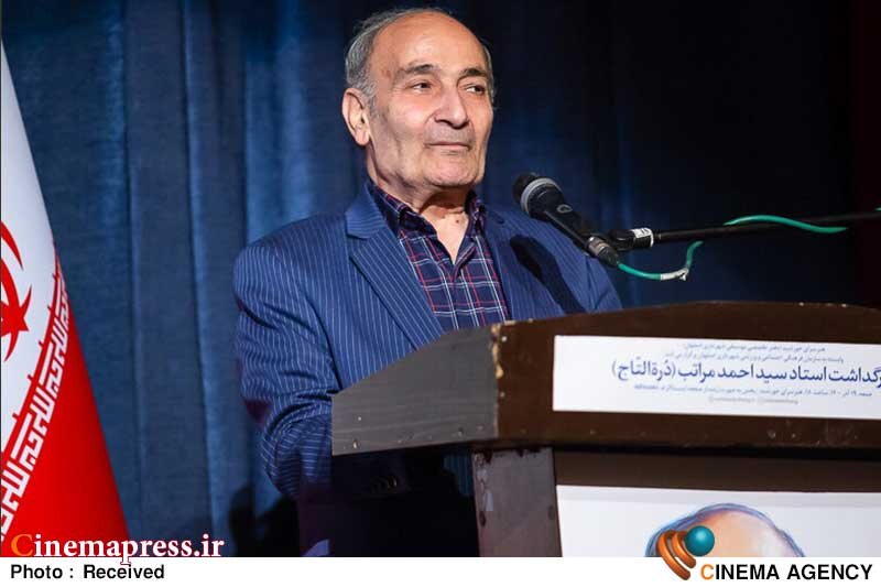 «استاد مراتب» به عنوان نخستین خواننده ایرانی در بهترین دوران فعالیت هنری خود به افتخار «اجرای اذان بر بام کعبه» نائل آمد «استاد مراتب» به عنوان نخستین خواننده ایرانی در بهترین دوران فعالیت هنری خود به افتخار «اجرای اذان بر بام کعبه» نائل آمد