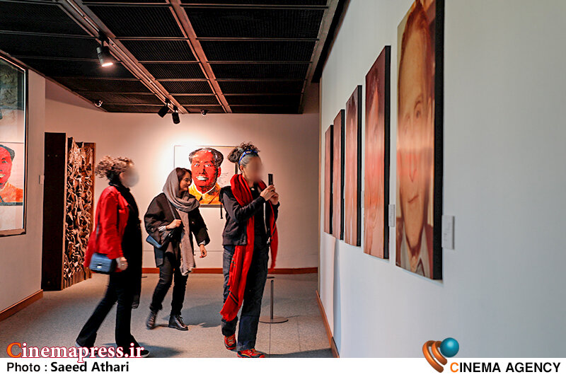 تمدید نمایشگاه پرترههای گنجینه موزه هنرهای معاصر  نمایشگاه چشم در چشم