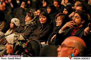 مراسم رونمایی از سریال تنها گریه کن