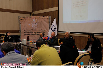نشست خبری <a href='https://sayeb.ir/tag/%d8%ac%d8%b4%d9%86%d9%88%d8%a7%d8%b1%d9%87-%d9%81%db%8c%d9%84%d9%85-%d8%b1%d8%b4%d8%af'></div>جشنواره فیلم رشد</a>