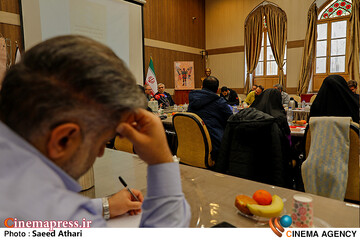 نشست خبری <a href='https://sayeb.ir/tag/%d8%ac%d8%b4%d9%86%d9%88%d8%a7%d8%b1%d9%87-%d9%81%db%8c%d9%84%d9%85-%d8%b1%d8%b4%d8%af'></div>جشنواره فیلم رشد</a>