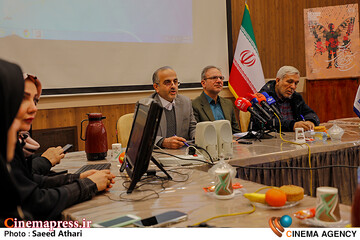 نشست خبری <a href='https://sayeb.ir/tag/%d8%ac%d8%b4%d9%86%d9%88%d8%a7%d8%b1%d9%87-%d9%81%db%8c%d9%84%d9%85-%d8%b1%d8%b4%d8%af'></div>جشنواره فیلم رشد</a>
