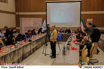 نشست خبری <a href='https://sayeb.ir/tag/%d8%ac%d8%b4%d9%86%d9%88%d8%a7%d8%b1%d9%87-%d9%81%db%8c%d9%84%d9%85-%d8%b1%d8%b4%d8%af'></div>جشنواره فیلم رشد</a>