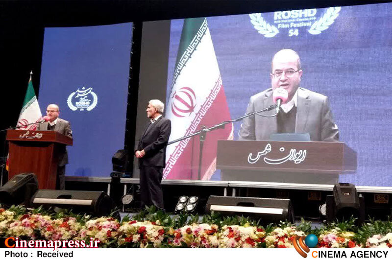 «وزارت آموزش و پرورش» مانع از ترویج سلیقههای نازل بین کودکان و نوجوانان شود «وزارت آموزش و پرورش» مانع از ترویج سلیقههای نازل بین کودکان و نوجوانان شود