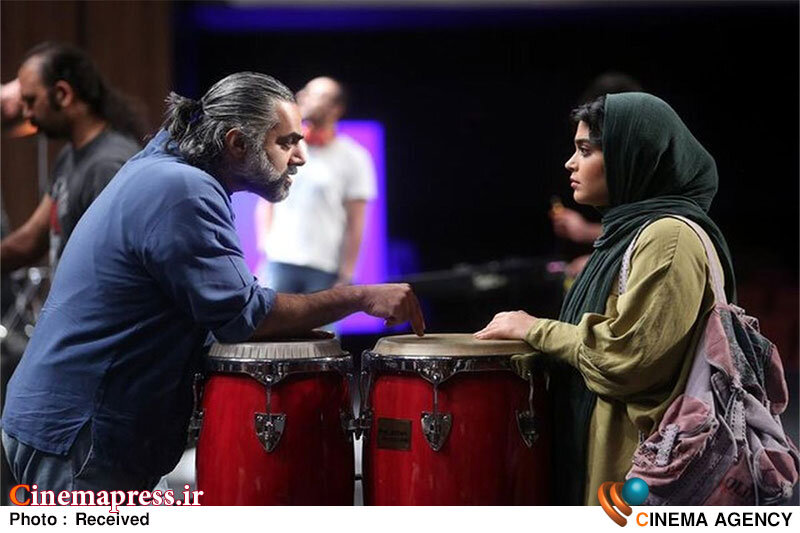 «برکه خاموش» بخاطر شخصیت اصلی داستان دچار حساسیتهایی شد که برخلاف برنامهریزیها امکان شرکت دادنش در جشنوارهها میسر نشد «برکه خاموش» بخاطر شخصیت اصلی داستان دچار حساسیتهایی شد که برخلاف برنامهریزیها امکان شرکت دادنش در جشنوارهها میسر نشد