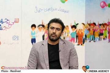 گاهی افرادی که در رأس «صنوف خانه سینما» قرار می‌گیرند و عضو هیئت‌مدیره می‌شوند بیشتر دغدغه‌شان این است که از جایگاهی که دارند کاری برای خودشان یا اطرافیانشان انجام دهند