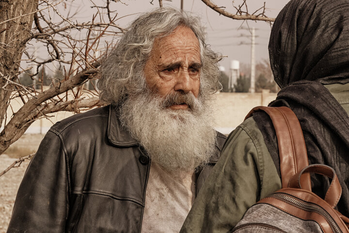 «دست تنها» از گریم «مجید مظفری» رونمایی کرد  فیلم سینمایی دست تنها