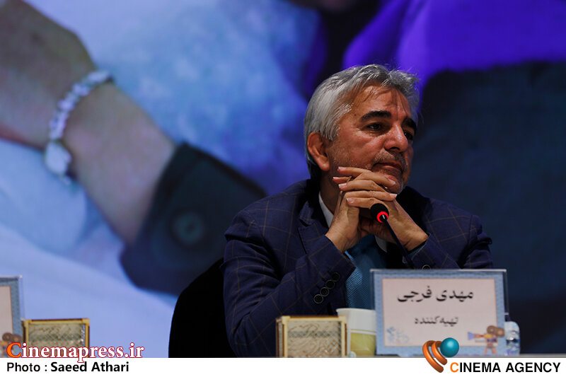 «جشنواره چندرسانهای میراثفرهنگی» تلاش دارد با بهرهگیری از قالبهای متنوع چندرسانهای، زمینهای برای معرفی خلاقانه میراثفرهنگی و ایجاد تعامل میان هنرمندان، پژوهشگران و فعالان رسانهای فراهم کند «جشنواره چندرسانهای میراثفرهنگی» تلاش دارد با بهرهگیری از قالبهای متنوع چندرسانهای، زمینهای برای معرفی خلاقانه میراثفرهنگی و ایجاد تعامل میان هنرمندان، پژوهشگران و فعالان رسانهای فراهم کند