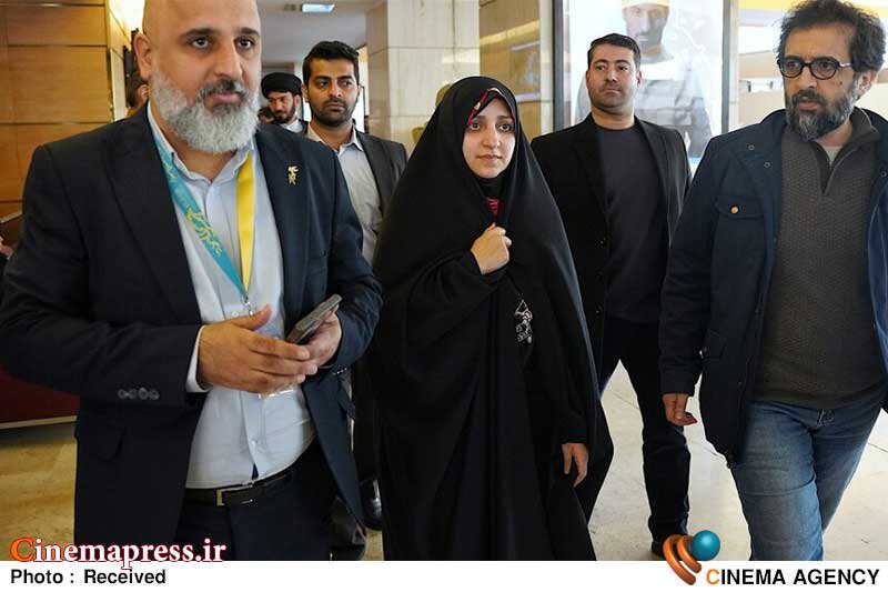 جایزه ویژه معاونت هنری ارشاد برای فیلمهای حوزه خانواده و زنان/ میان هنرمند و دولت باید فضای گفتمان وجود داشته باشد زهرا بهروز آذر؛ مسعود نجفی