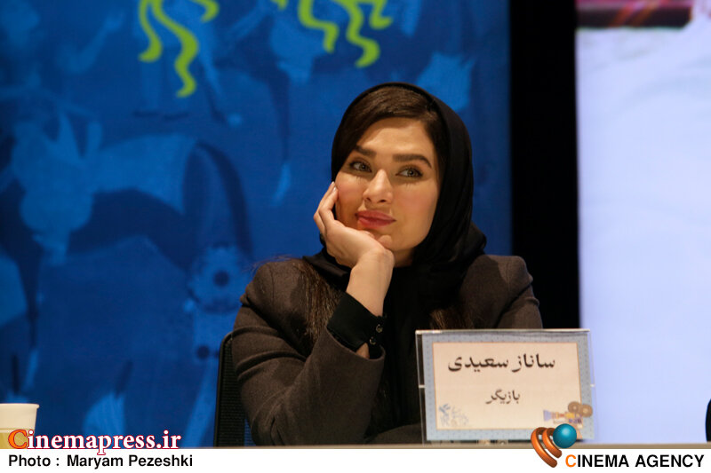 مشکل اصلی سینمای ما «ضعف در فیلمنامه» است/ «فیلمنامه قوی» حتی اگر در اختیار یک «کارگردان متوسط» قرار بگیرد میتواند به یک «اثر درخشان» تبدیل شود مشکل اصلی سینمای ما «ضعف در فیلمنامه» است/ «فیلمنامه قوی» حتی اگر در اختیار یک «کارگردان متوسط» قرار بگیرد میتواند به یک «اثر درخشان» تبدیل شود