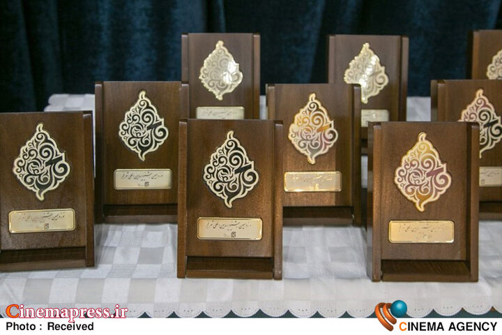 بیستمین جشنواره «شعر فجر» فراخوان بخش جنبی خود را تمدید کرد