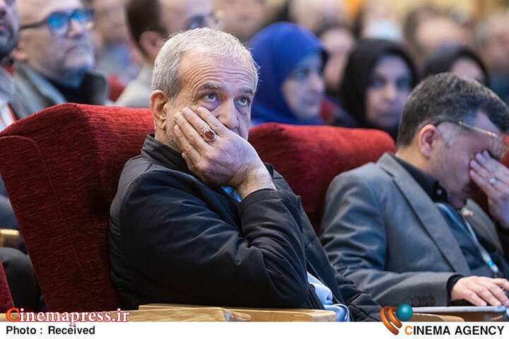 «سینمای خانگی» بدون کمترین نظارتی مملو از فساد شده است/ «جناب آقای رئیس جمهور» معطل ماندن ضوابط و سیاست‌های «سینمای خانگی» در دفتر شما قابل توجیه نیست!