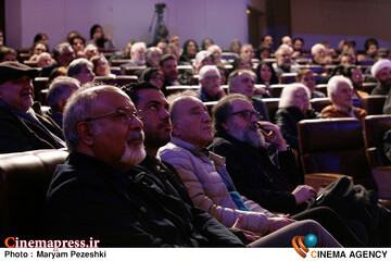 سیزدهمین جشن سینمای مستقل مستند ایران 12 اسفند 1403