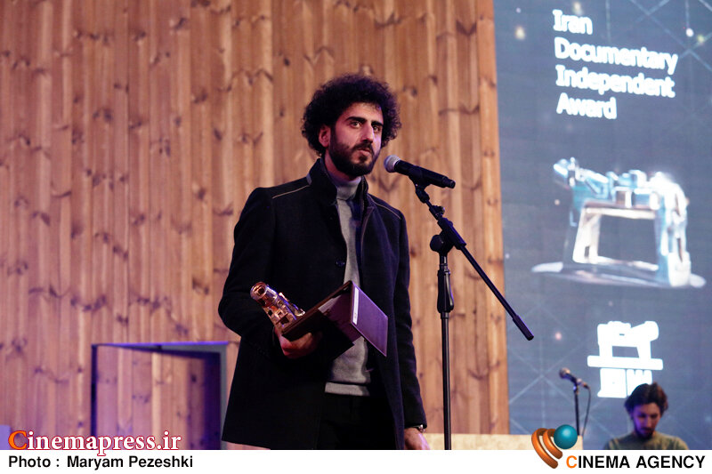 چیزی به نام «اقتصاد» در فضا «سینمای مستند» وجود ندارد/ «سینمای مستند» ما هنوز تبدیل به «صنعت» نشده و احتمالاً نخواهد شد سیزدهمین جشن مستقل سینمای مستند ایران 12 اسفند 1403؛علی فراهانی صدر