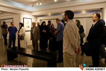 افتتاحییه نمایشگاه آثار طراحی و نقاشی حبیب الله صادقی 23 فروردین 1404
