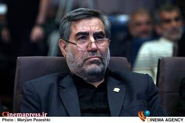 شب خاطره و رونمایی از کتاب با همان تنهایان 4 اردیبهشت 1404