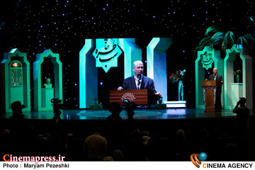 شب خاطره و رونمایی از کتاب با همان تنهایان 4 اردیبهشت 1404