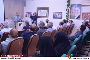 مراسم رونمایی از کتاب عروس لیتانی و کتاب جنبه های نمایش قصص قرآن کریم