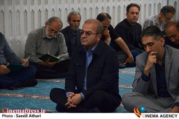 مراسم یابود مرحوم دکتر حاج <a href='https://sayeb.ir/tag/%d8%ac%d9%84%db%8c%d9%84-%d8%b9%d8%b1%d9%81%d8%a7%d9%86-%d9%85%d9%86%d8%b4'></div>جلیل عرفان منش</a>